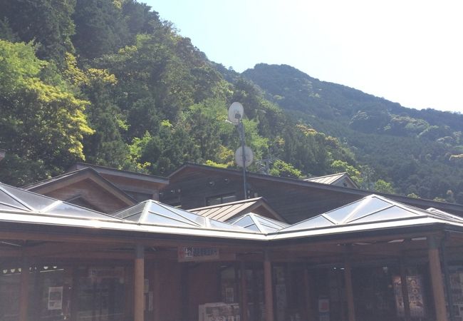 海山道駅