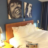 このひと誰？と思いながらだんだん親近感が湧いてくる