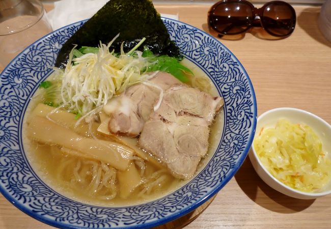 ラーメンとえびめしのセットを頂きました