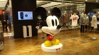 8月に訪問したらTシャツのセールがあった！