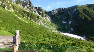 ロープウェーから降りてすぐ目の前