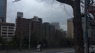 外堀通りを東へ