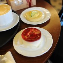 ケーキも手づくり感たっぷりで、とても美味しいです。