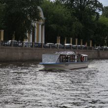 モイカ川の遊覧船