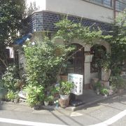 西荻の住宅街にある喫茶店