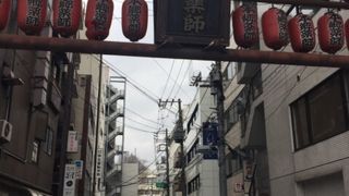 東大前の小さなお堂