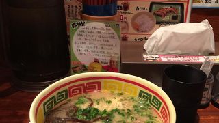 原宿で女子1人でも気軽に行ける 豚骨ラーメン☆