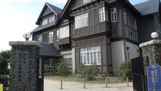 大正時代に建てられたレトロな建築物