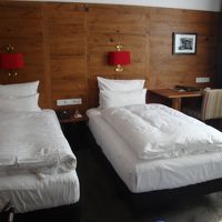 ツアーバスの集合場所もすぐ。