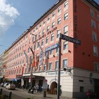 ピンクがめだつ