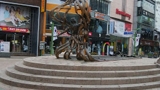 銀座のような雰囲気もある