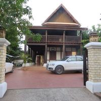 はす向かいにある、はなれ