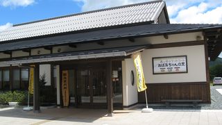 フードコートは広くてメニューも豊富