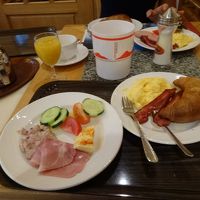 スクランブルエッグとベーコンがおいしい