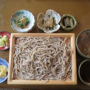 尾花沢市二藤袋にある手打ち蕎麦屋．農家民宿もやっているこのこと．