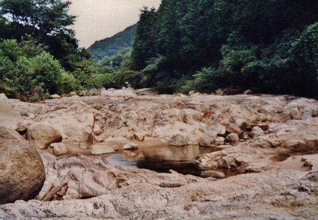 木津川支流の景勝地