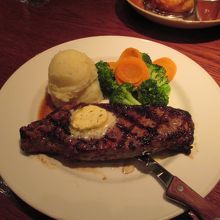 ニューヨークストリップステーキ