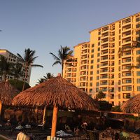 サンセットに照らされるタワー