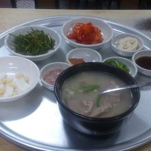 釜山名物デジクッパ