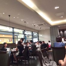 店内の様子です　