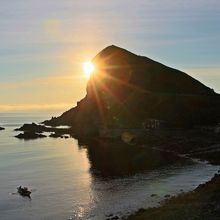 朝日が昇るペシ岬