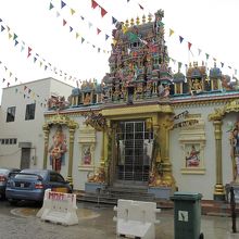 ジョージタウン最古のヒンドゥー寺院、スリマハアリアマン寺院