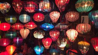 ナイトマーケット