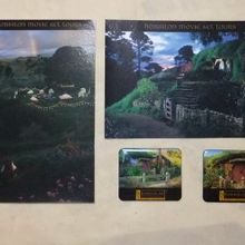 絵葉書２枚とマグネット２個