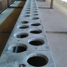 トイレ　１日２回使用可