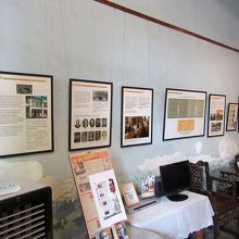 展示はパネルが中心です