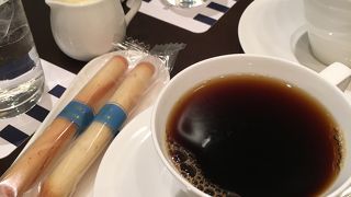 コーヒーにシガールがついてくる