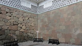 各種の石組・・・