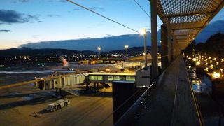 解放感ある展望デッキ