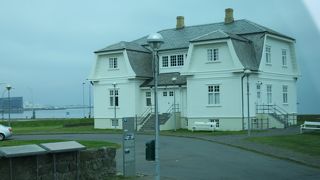 世界の冷戦の雪解けは、ここから始まった