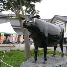 米沢牛のモニュメント