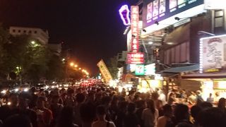 駅から士林夜市までのルート