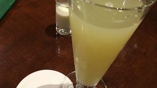 池袋駅近くのカフェ