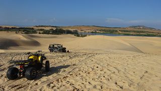 楽しい～！　ジープで贅沢な砂丘体験
