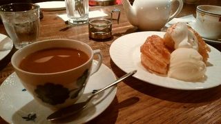 隠れ家的カフェ