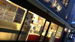 川崎駅すぐのベーカリー