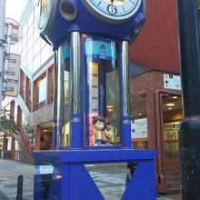 西武福井店の横にあります。