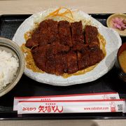 わらじとんかつ定食