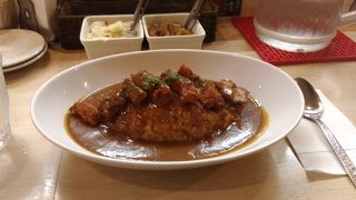 マダムがやってるカレーやさん