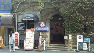 ここでの丸福さんは閉店です、代わりに桜屋さんになりました