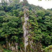 対岸の展望台からの眺めが良いです