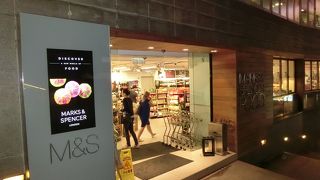 ヒルサイドエレベーター横