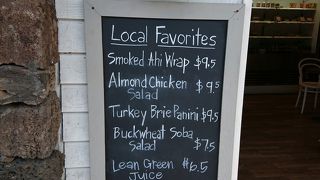 焼きたてのパニーニを朝食に！