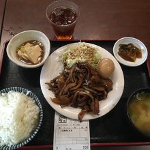 生姜焼＆煮たまご定食