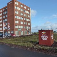 ホテル入口です。道路沿いの分かり易い場所にあります。