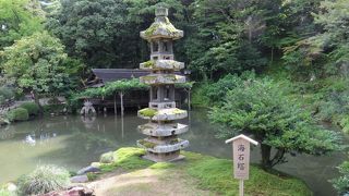 石組の面白い塔・・・